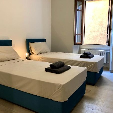 Casa Elisabetta, Affacciata Sul Golfo Apartment Salo Luaran gambar