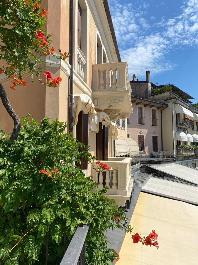 Casa Elisabetta, Affacciata Sul Golfo Apartment Salo Luaran gambar