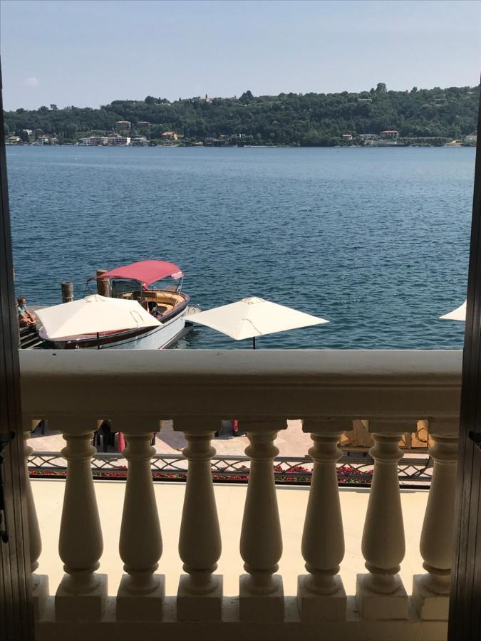 Casa Elisabetta, Affacciata Sul Golfo Apartment Salo Luaran gambar