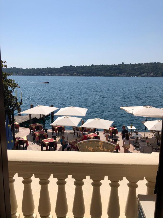 Casa Elisabetta, Affacciata Sul Golfo Apartment Salo Luaran gambar